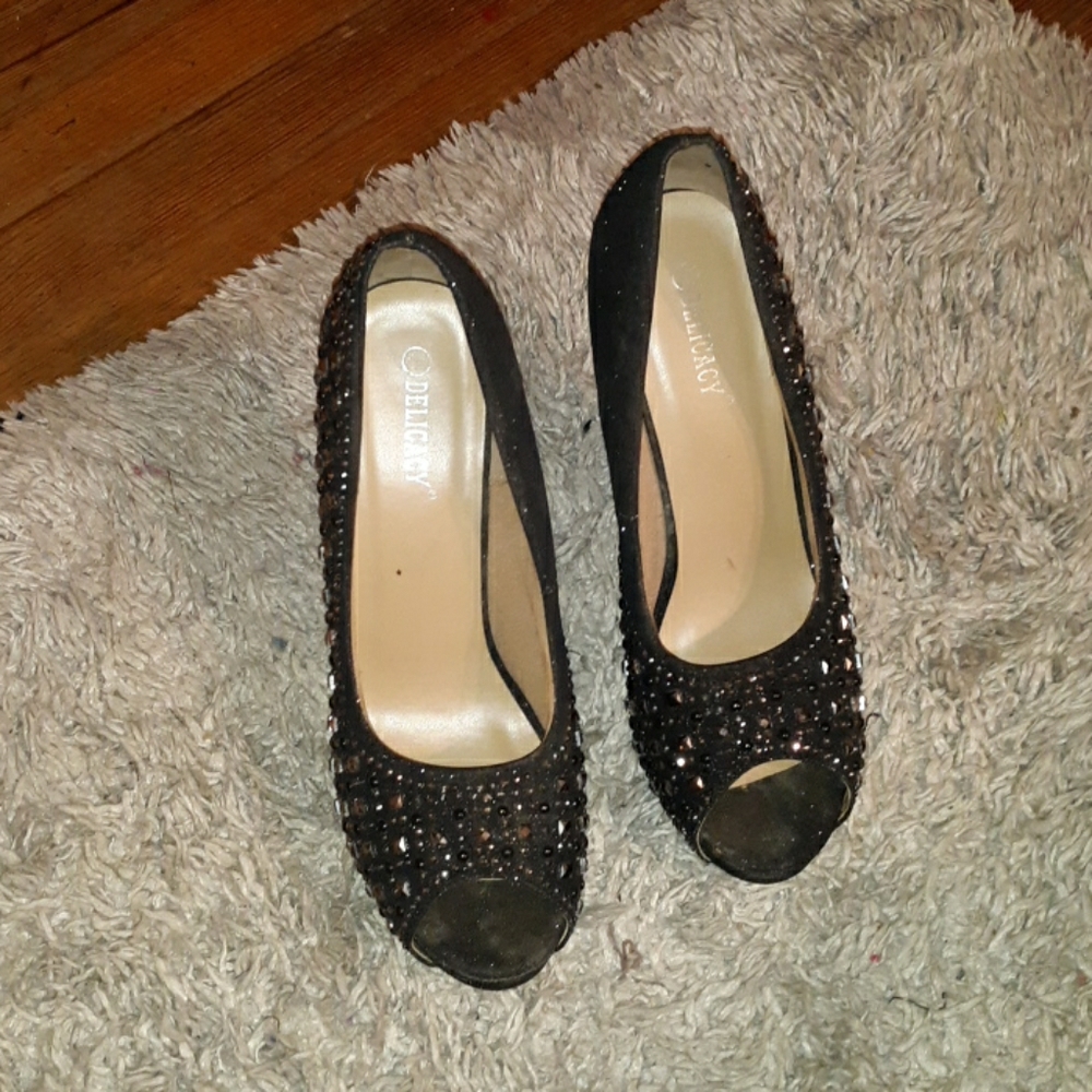 Sequenced, High heels